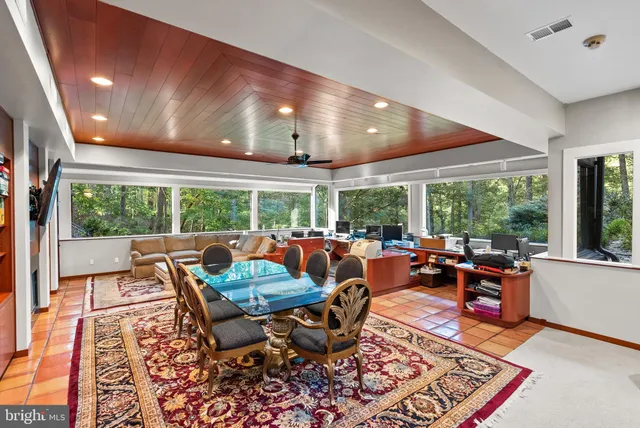 $5,200,000 | 536 Springvale Road, Great Falls, VA 22066