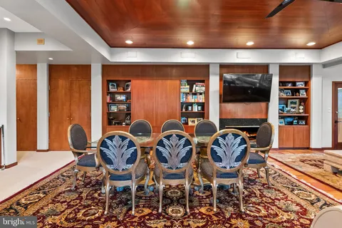 $5,200,000 | 536 Springvale Road, Great Falls, VA 22066