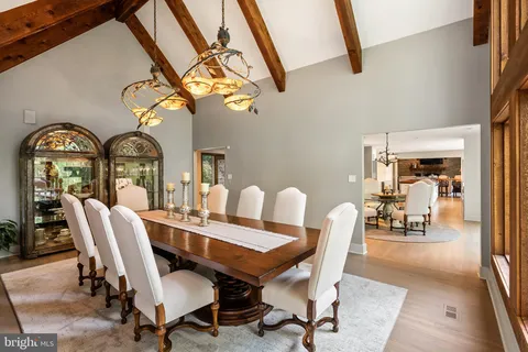 $5,200,000 | 536 Springvale Road, Great Falls, VA 22066