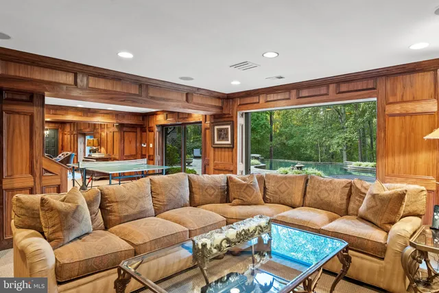 $5,200,000 | 536 Springvale Road, Great Falls, VA 22066