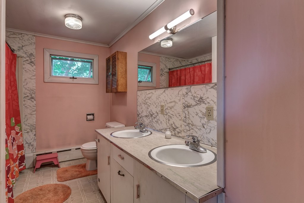 17 Plains Road Raymond, NH 03077 - Photo 17 of 28