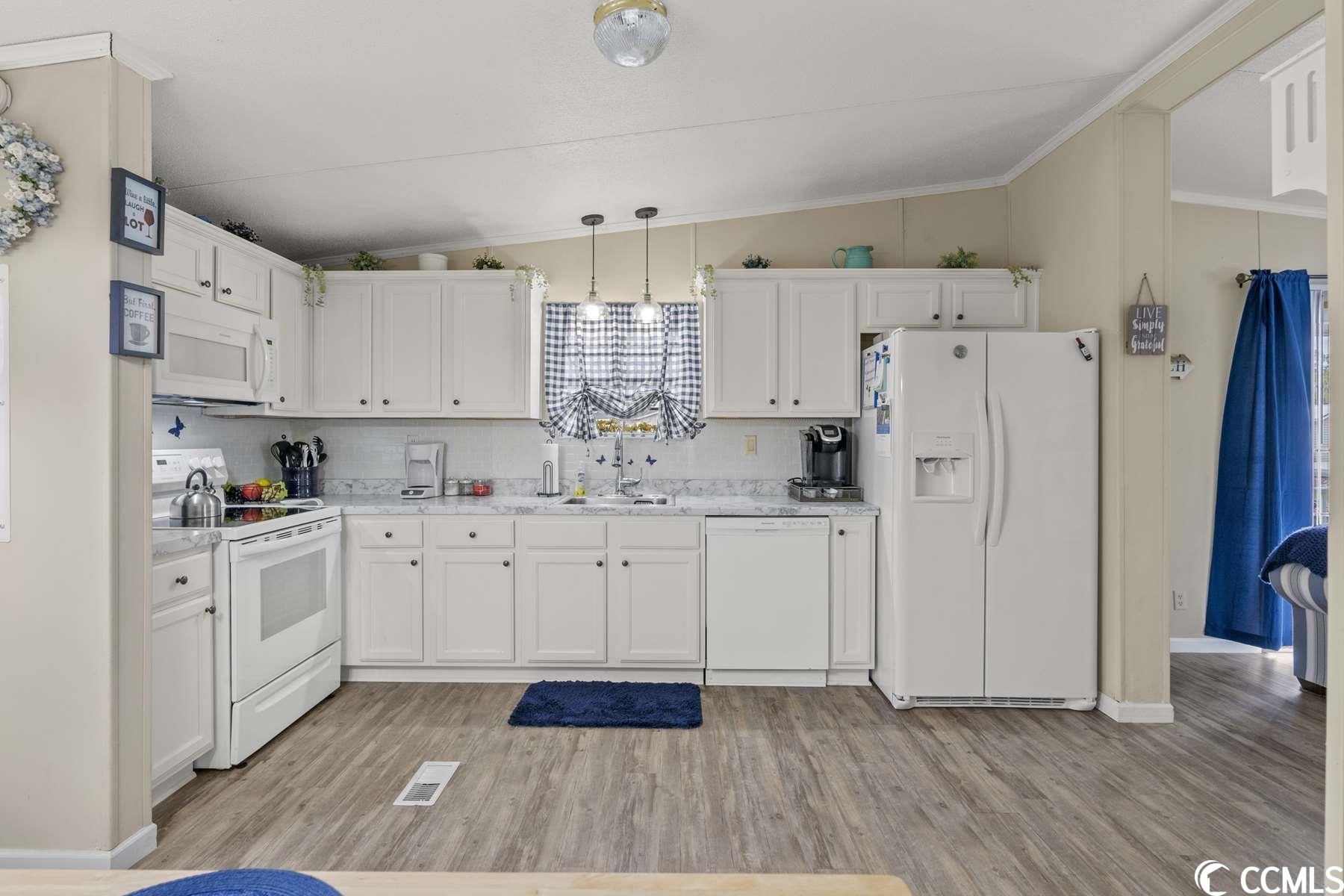 736 Oliver Drive Murrells Inlet, SC 29576 - Photo 10 of 31 Gallery Image 10