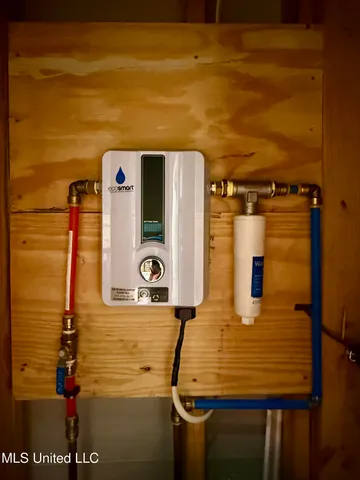 $50,000 | 215 North Jackson Avenue, Quitman, MS 39355