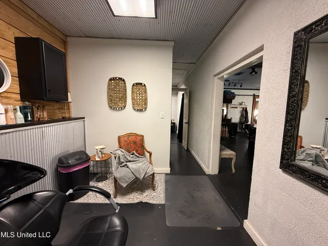 $50,000 | 215 North Jackson Avenue, Quitman, MS 39355