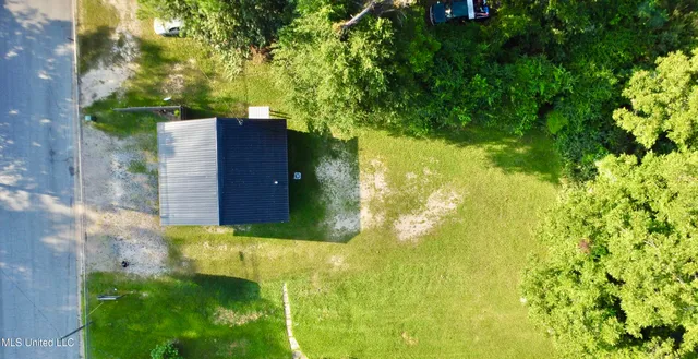 $50,000 | 215 North Jackson Avenue, Quitman, MS 39355