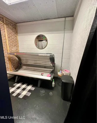 $50,000 | 215 North Jackson Avenue, Quitman, MS 39355