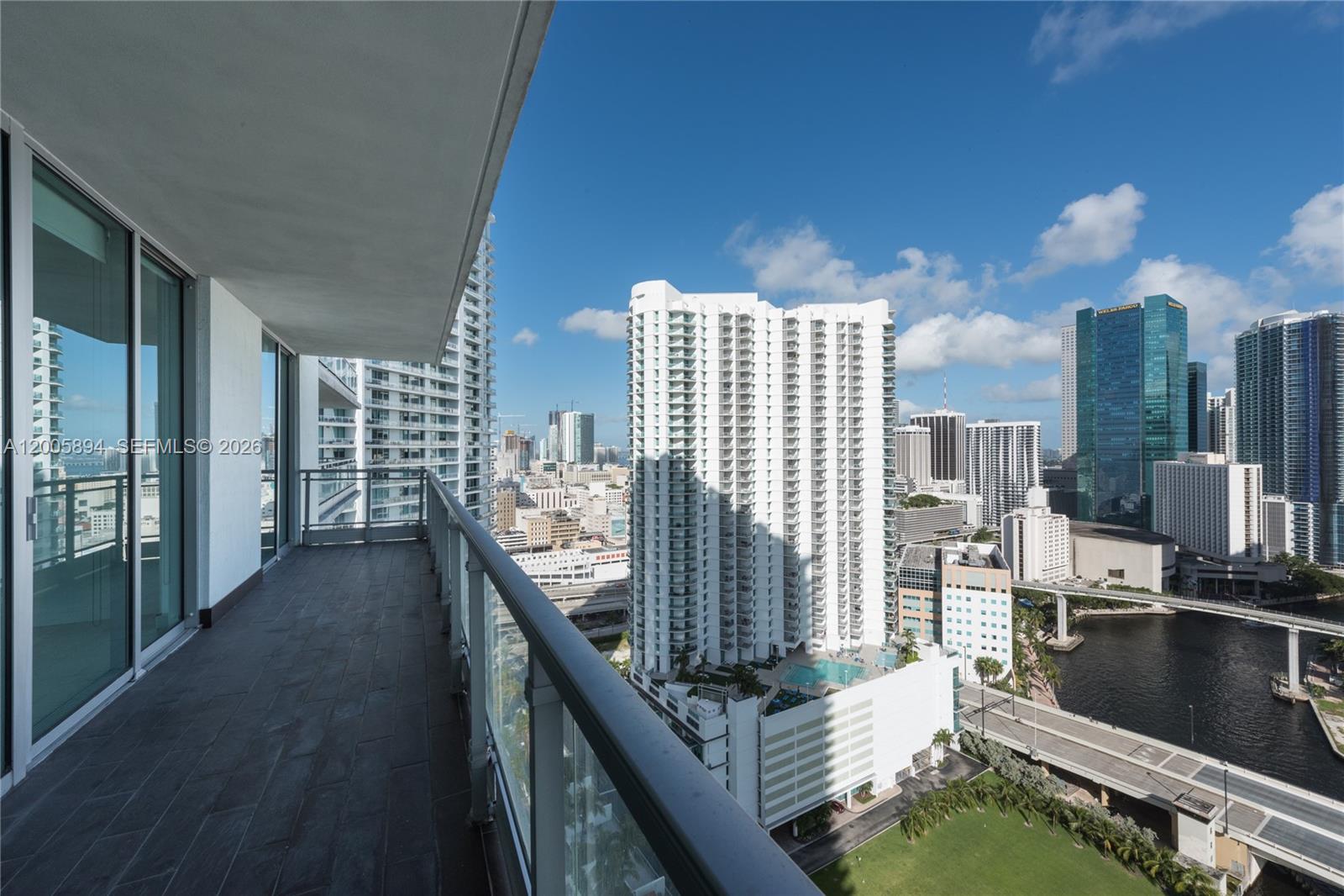 92 Southwest 3rd Street, Unit 4612 Miami, FL 33130 - Photo 4 of 23