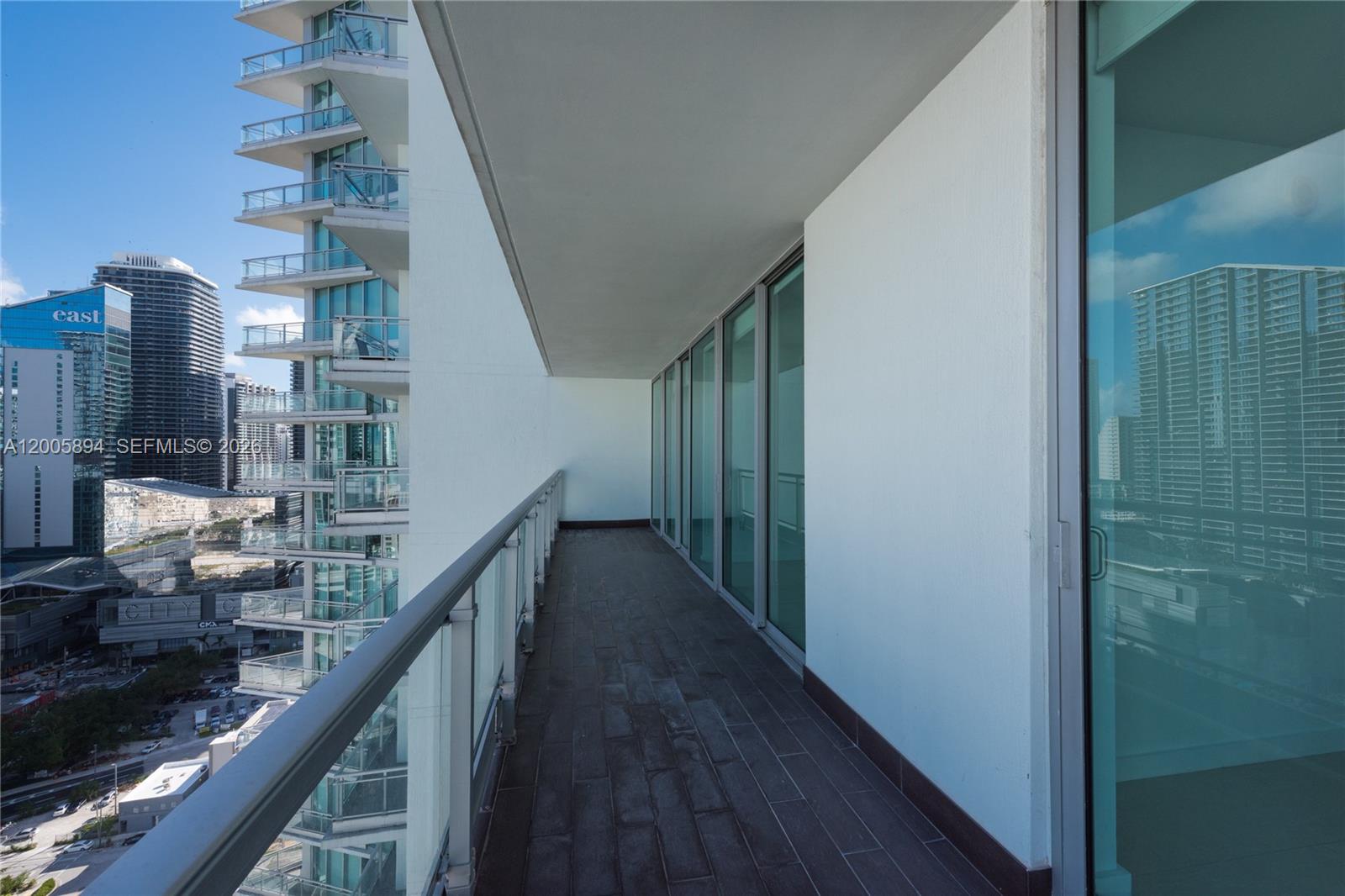 92 Southwest 3rd Street, Unit 4612 Miami, FL 33130 - Photo 5 of 23