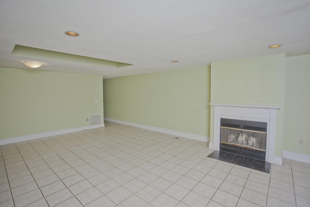 30 Mattoon Street, Unit 30 Springfield, MA 01105 - Photo 6 of 16