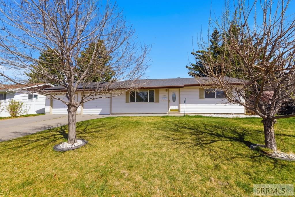 545 Collins Street Blackfoot, ID 83221 - Photo 2 of 57