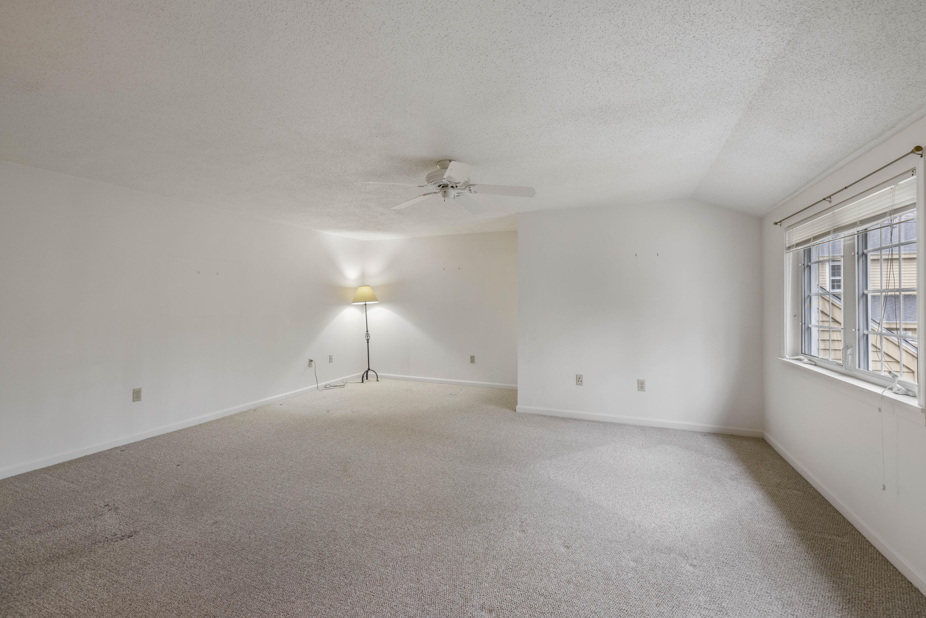 226 Flintlock Village Road, Unit 2 Wells, ME 04090 - Photo 23 of 37 3G0A8051