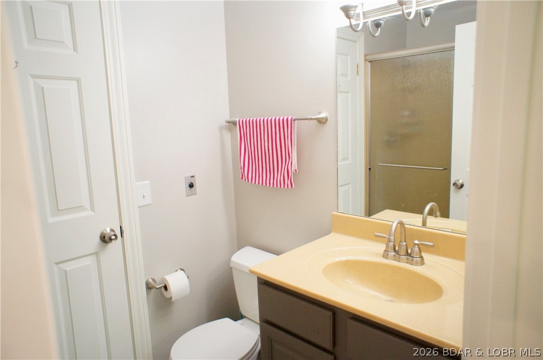 5940 Baydy Peak Road, Unit 112 Osage Beach, MO 65065 - Photo 17 of 51