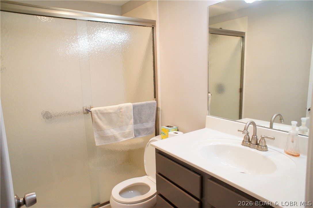 5940 Baydy Peak Road, Unit 112 Osage Beach, MO 65065 - Photo 33 of 51