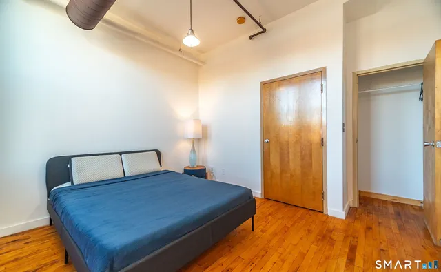 $155,000 | 325 Lafayette Street, Unit 8205, Bridgeport, CT 06604