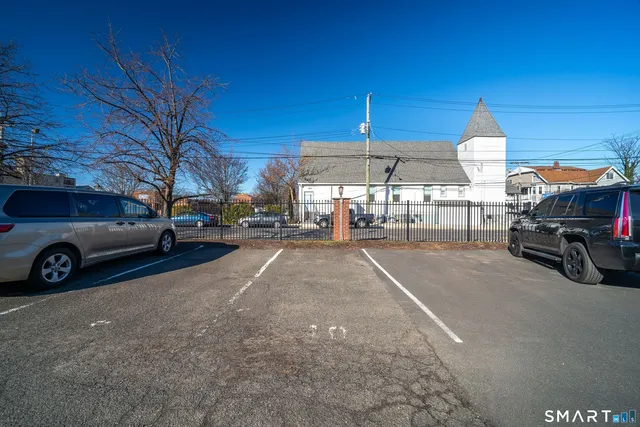 $155,000 | 325 Lafayette Street, Unit 8205, Bridgeport, CT 06604