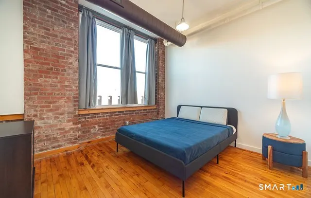 $155,000 | 325 Lafayette Street, Unit 8205, Bridgeport, CT 06604