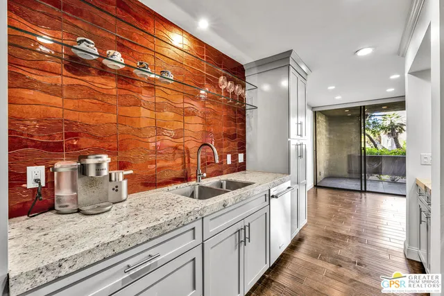 $499,000 | 1660 La Reina Way, Unit 1A, Palm Springs, CA 92264