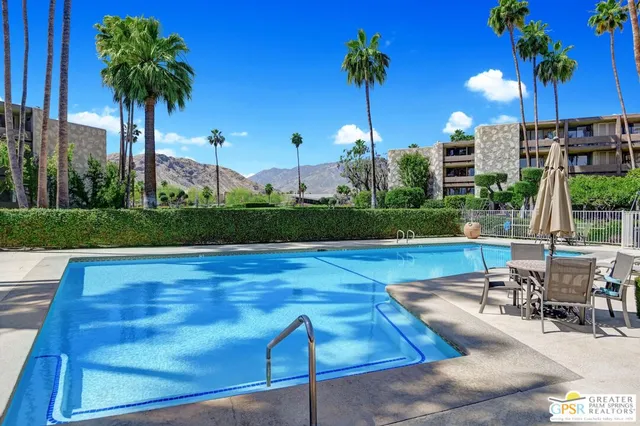 $499,000 | 1660 La Reina Way, Unit 1A, Palm Springs, CA 92264