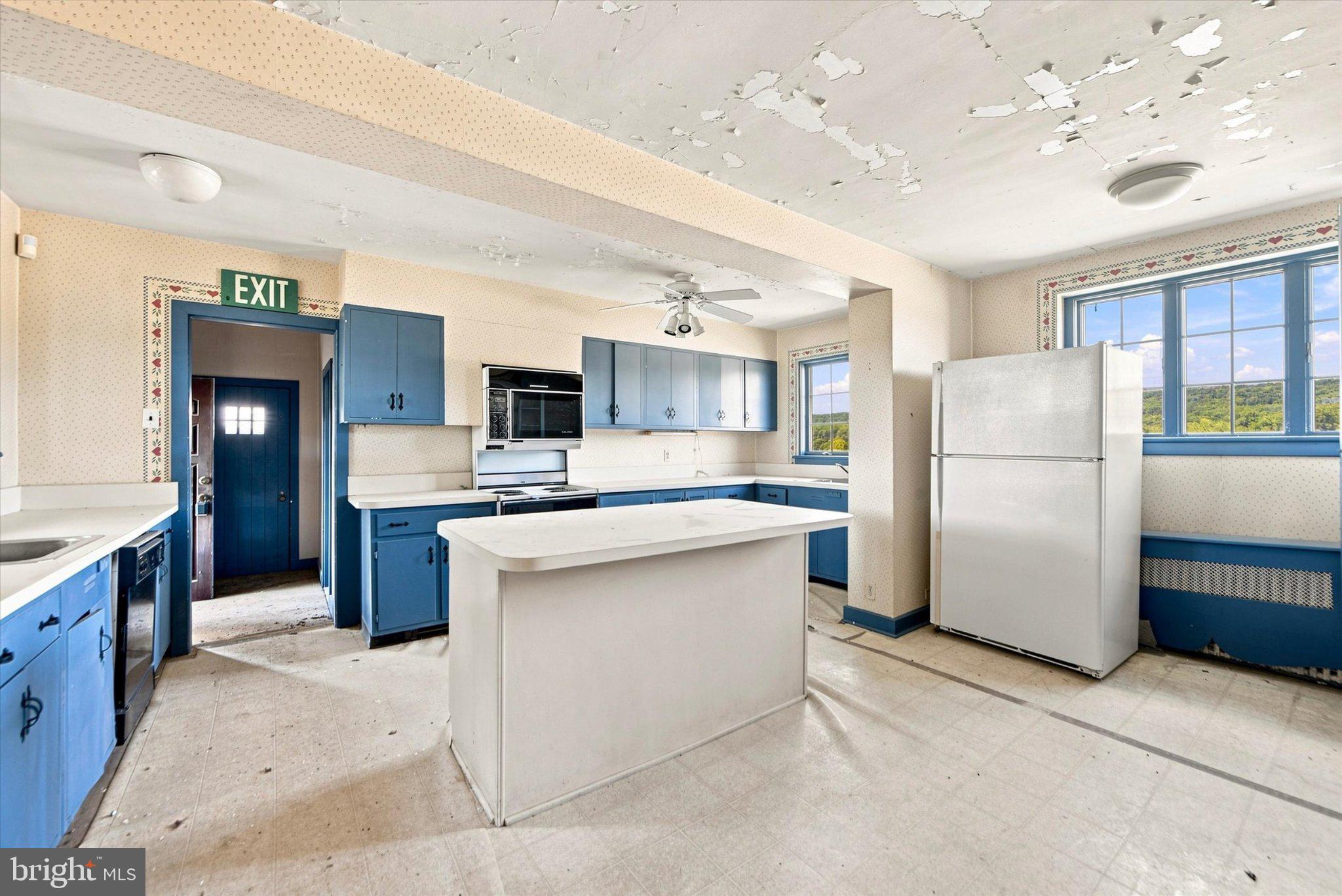 949 Swedesford Road Exton, PA 19341 - Photo 6 of 39 Large Kitchen - So much opportunity!