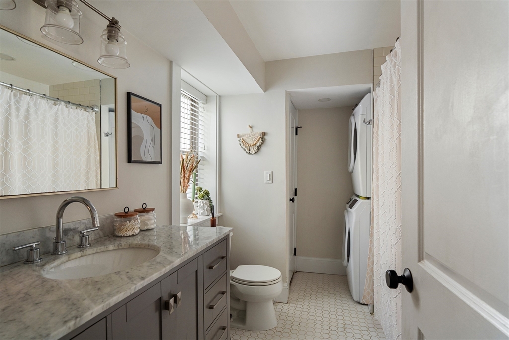 94 Russell Street, Unit 94 Boston, MA 02129 - Photo 10 of 13