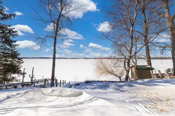 $549,990 | 62168 200th Street, Litchfield, MN 55355