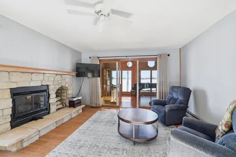 $549,990 | 62168 200th Street, Litchfield, MN 55355