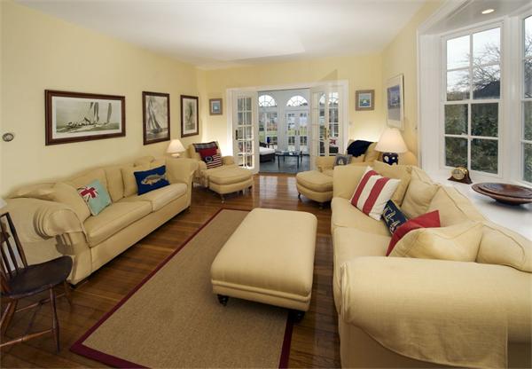 90 Bridge Street Manchester, MA 01944 - Photo 6 of 9 Gallery Image 6