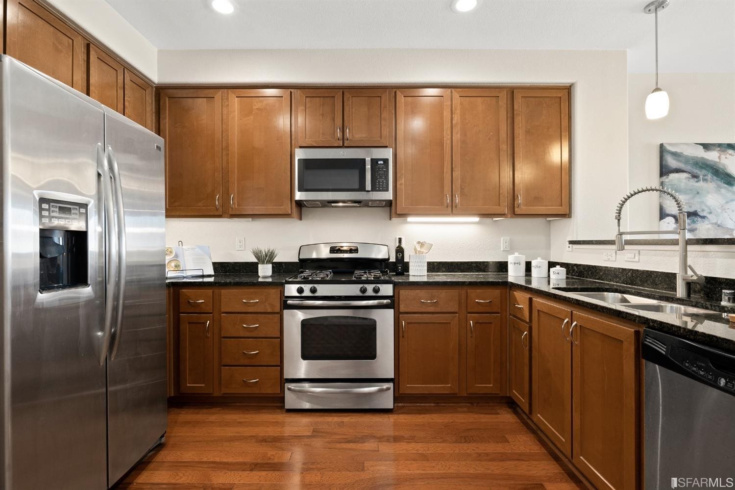 1388 Broadway, Unit 408 Millbrae, CA 94030 - Photo 4 of 35