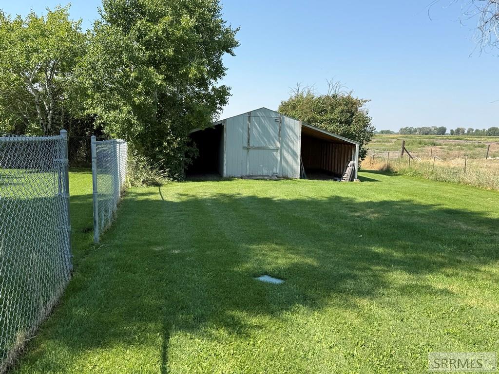 317 4300 East Rigby, ID 83442 - Photo 29 of 32