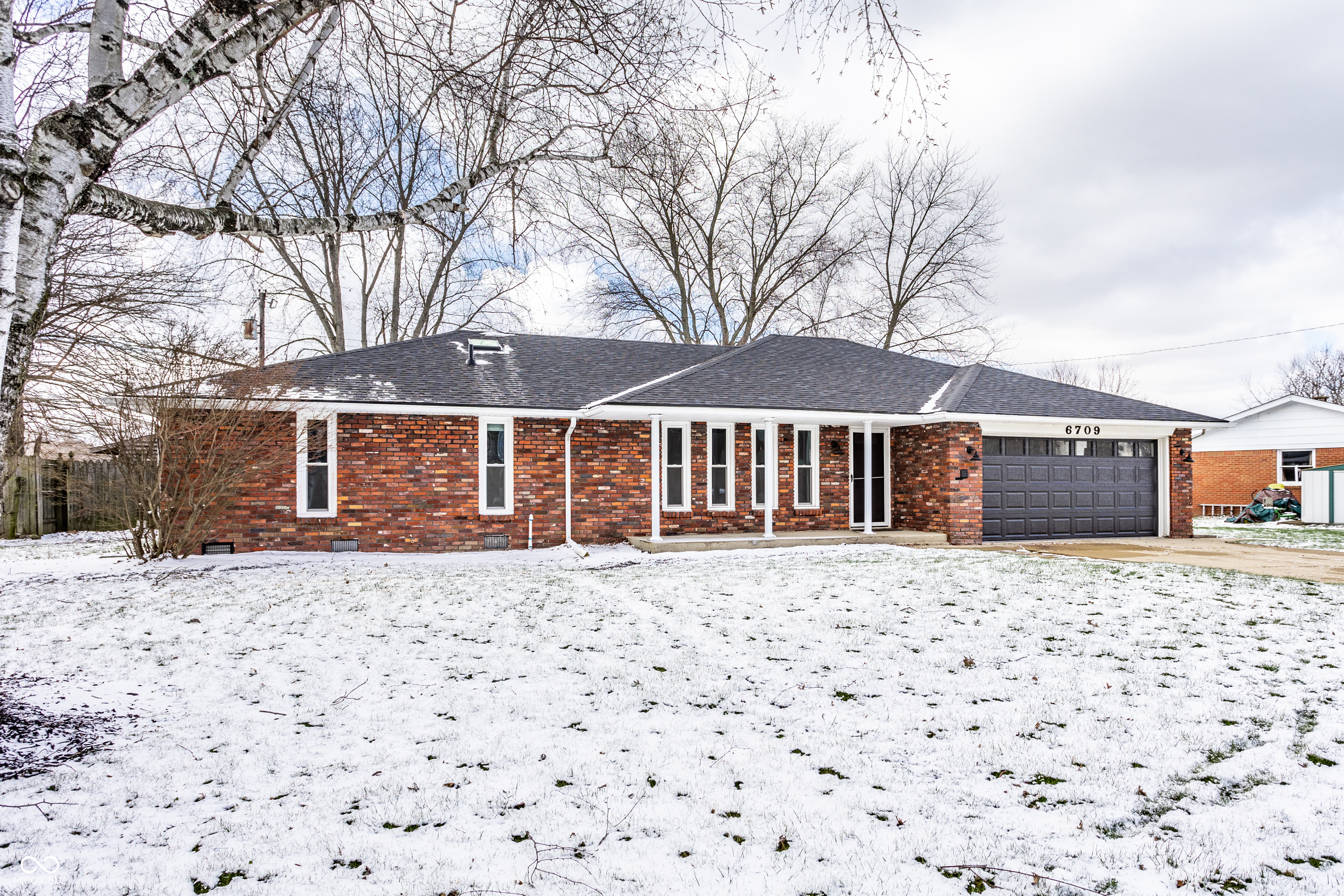 6709 Jackson Street Anderson, IN 46013 - Photo 39 of 40