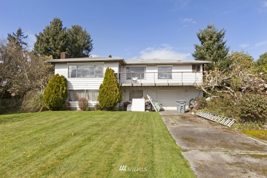8439 South 130th Street Renton, WA 98057 - Photo 1 of 24