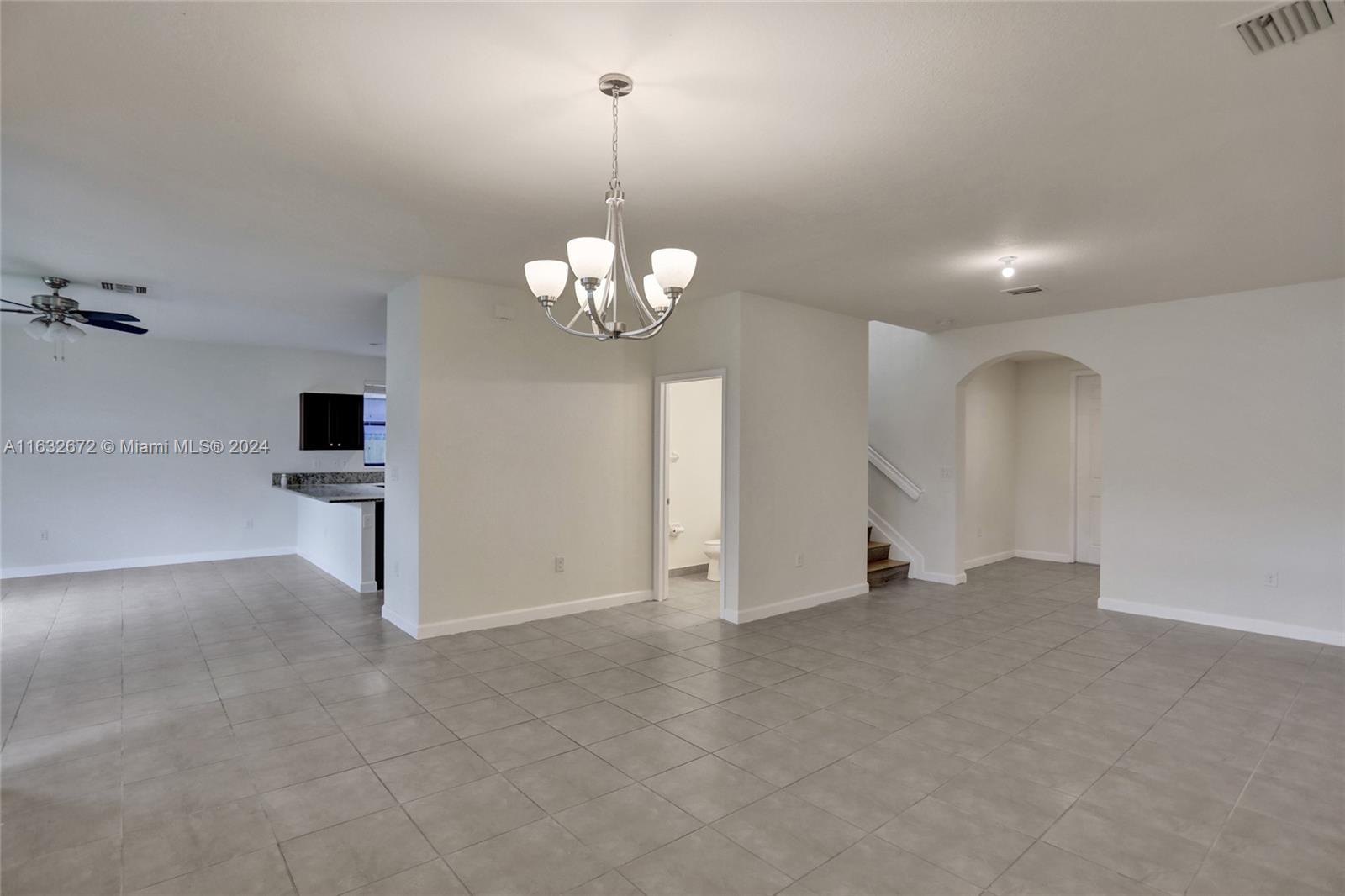 588 Southeast 35th Terrace Homestead, FL 33033 - Photo 6 of 37