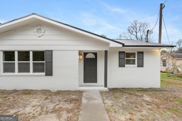 529 College Heights Road Portal, GA 30450 - Photo 5 of 23 a front view of a house
