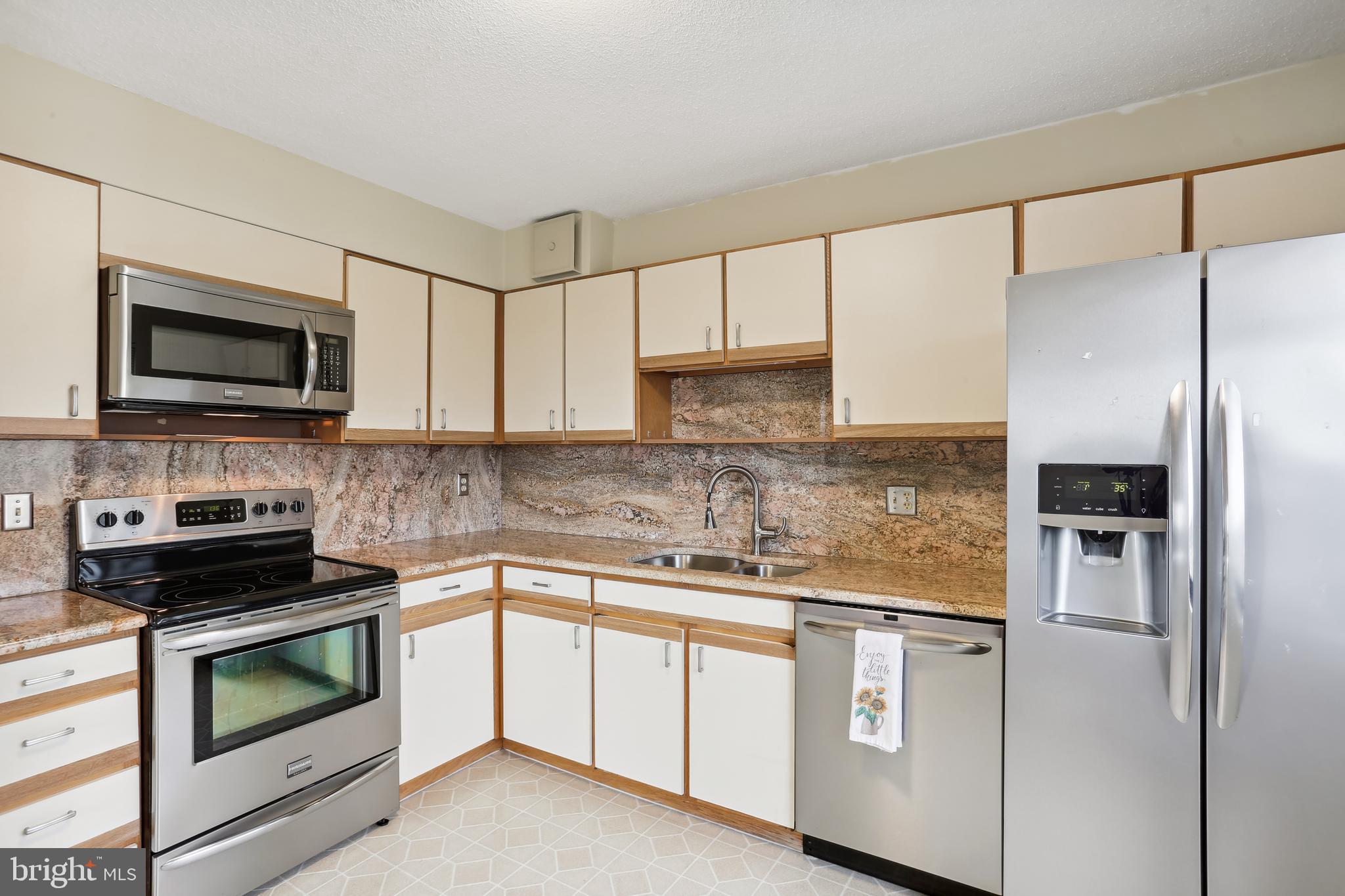 15101 Interlachen Drive, Unit 11025 Silver Spring, MD 20906 - Photo 12 of 60