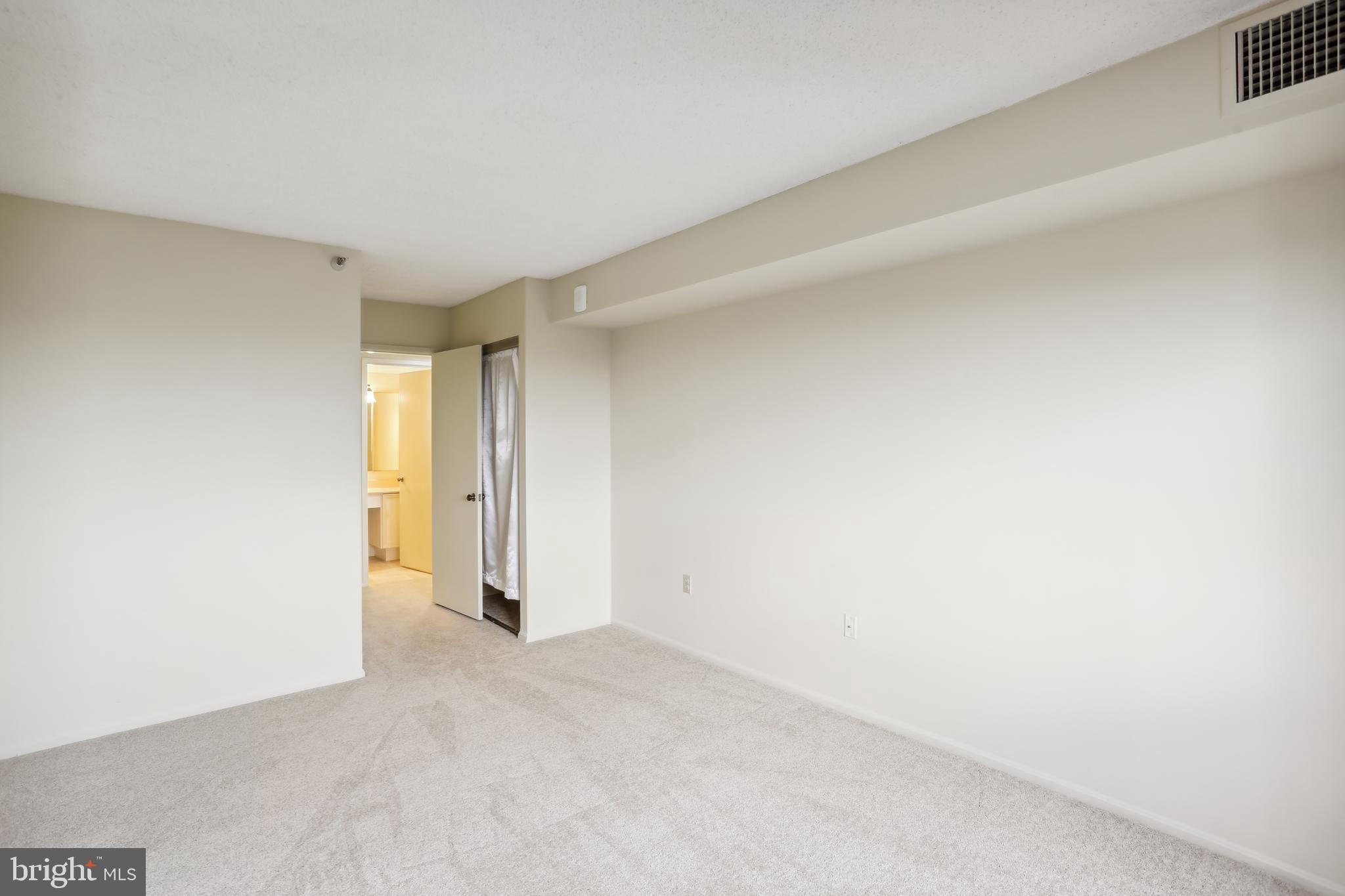 15101 Interlachen Drive, Unit 11025 Silver Spring, MD 20906 - Photo 15 of 60