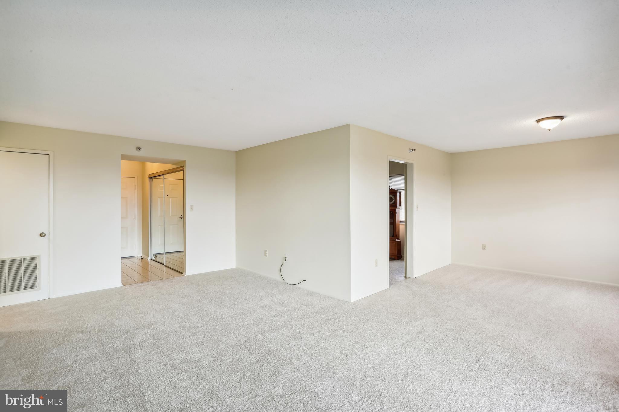 15101 Interlachen Drive, Unit 11025 Silver Spring, MD 20906 - Photo 5 of 60