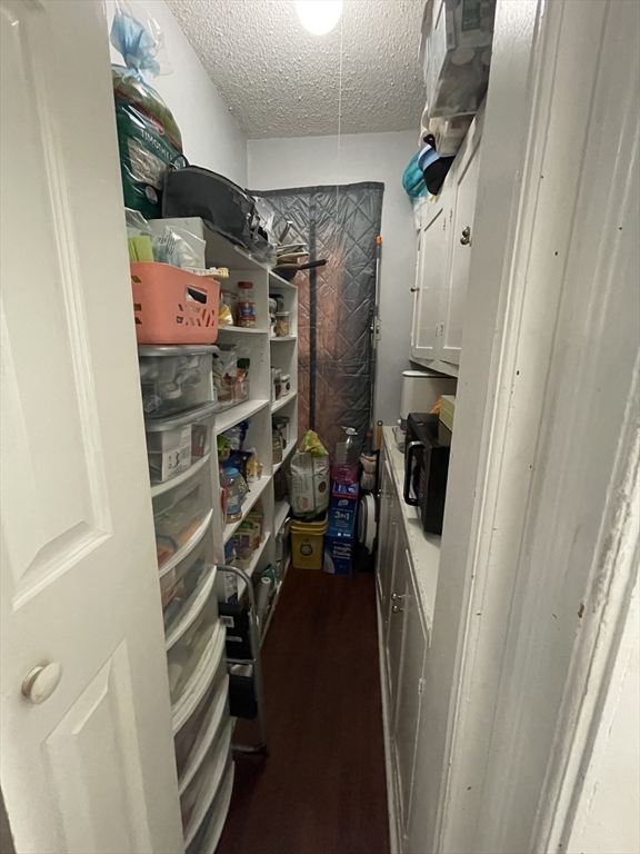 52 Acushnet Avenue Springfield, MA 01105 - Photo 10 of 28