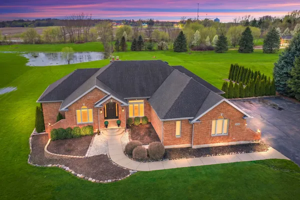 $709,900 | 10703 Pebble Drive, Huntley, IL 60142