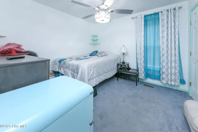 $364,900 | 115 East White Pine Drive, Moyock, NC 27958