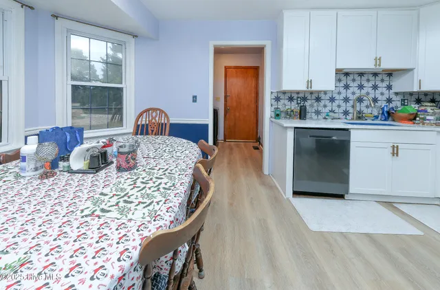 $364,900 | 115 East White Pine Drive, Moyock, NC 27958