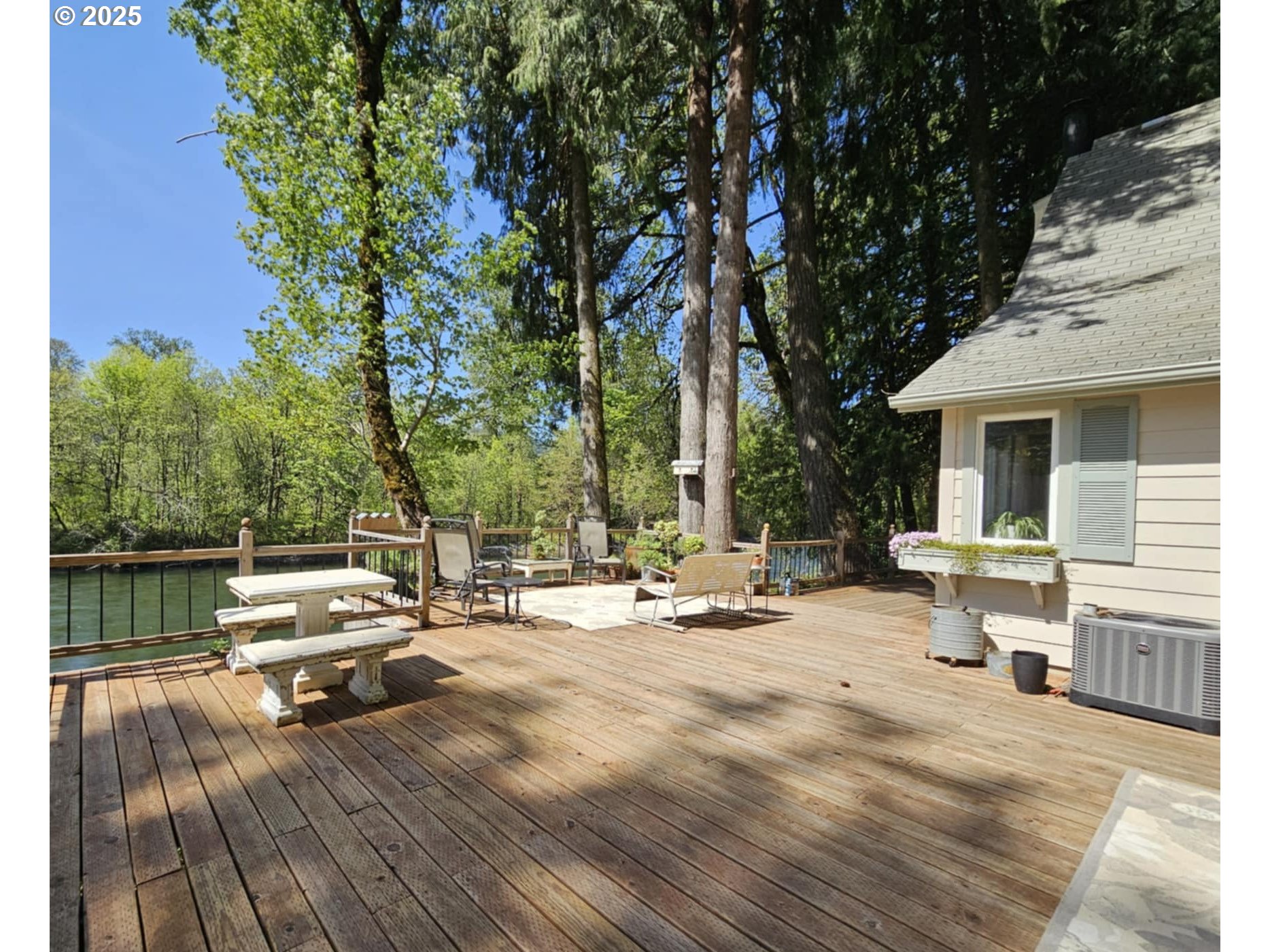 41485 Deerhorn Road Springfield, OR 97478 - Photo 17 of 32 Gallery Image 17