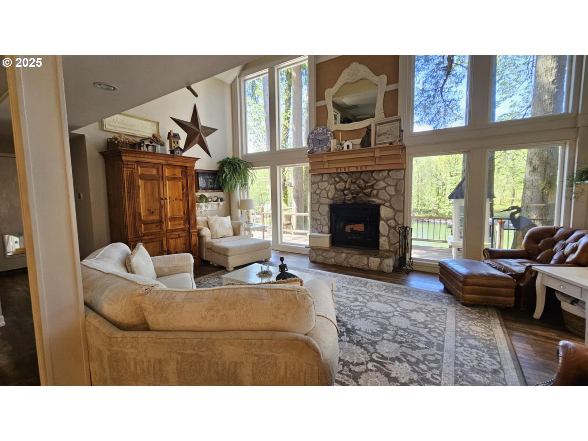 41485 Deerhorn Road Springfield, OR 97478 - Photo 2 of 32 Gallery Image 2