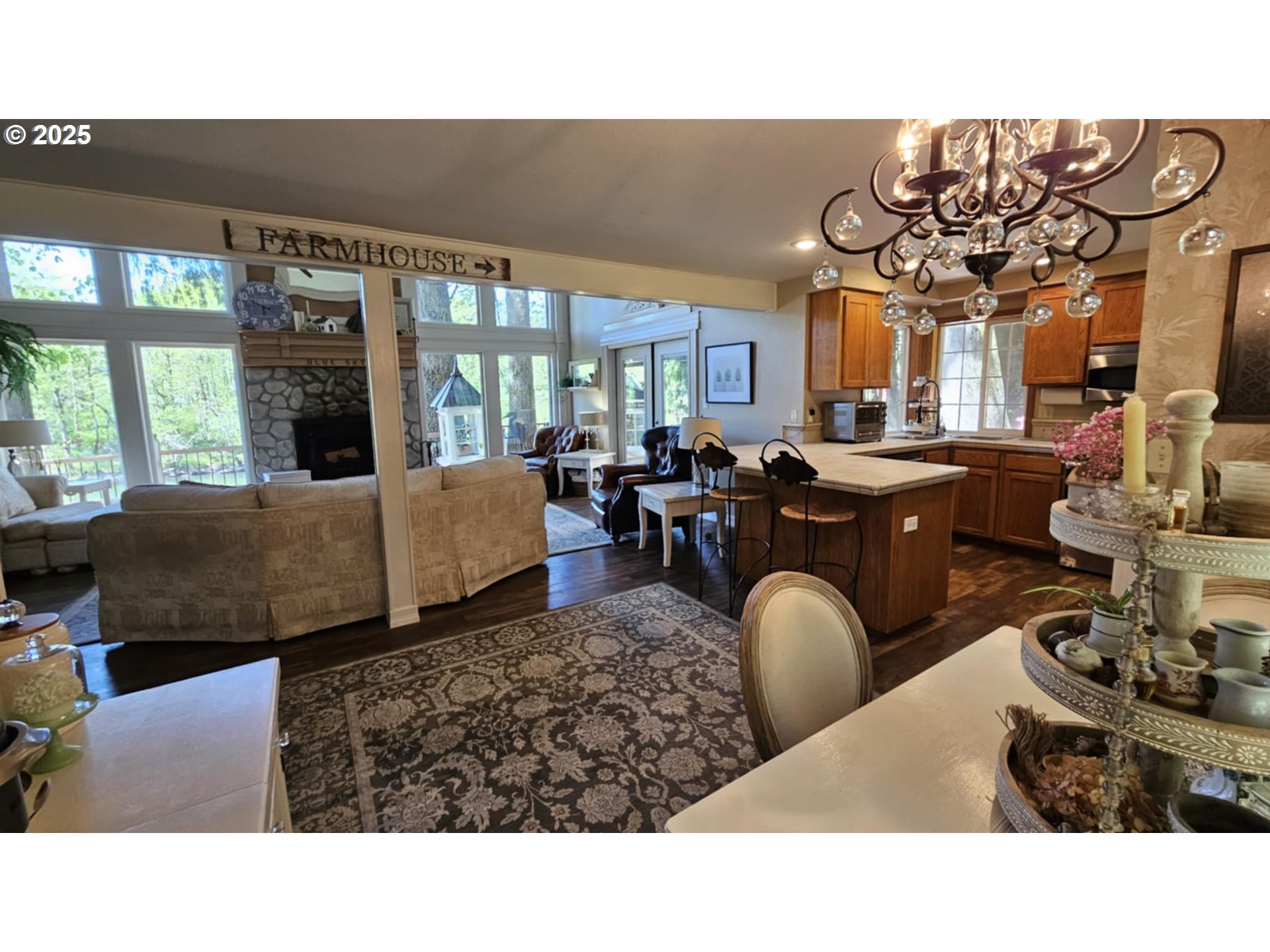 41485 Deerhorn Road Springfield, OR 97478 - Photo 6 of 32 Gallery Image 6