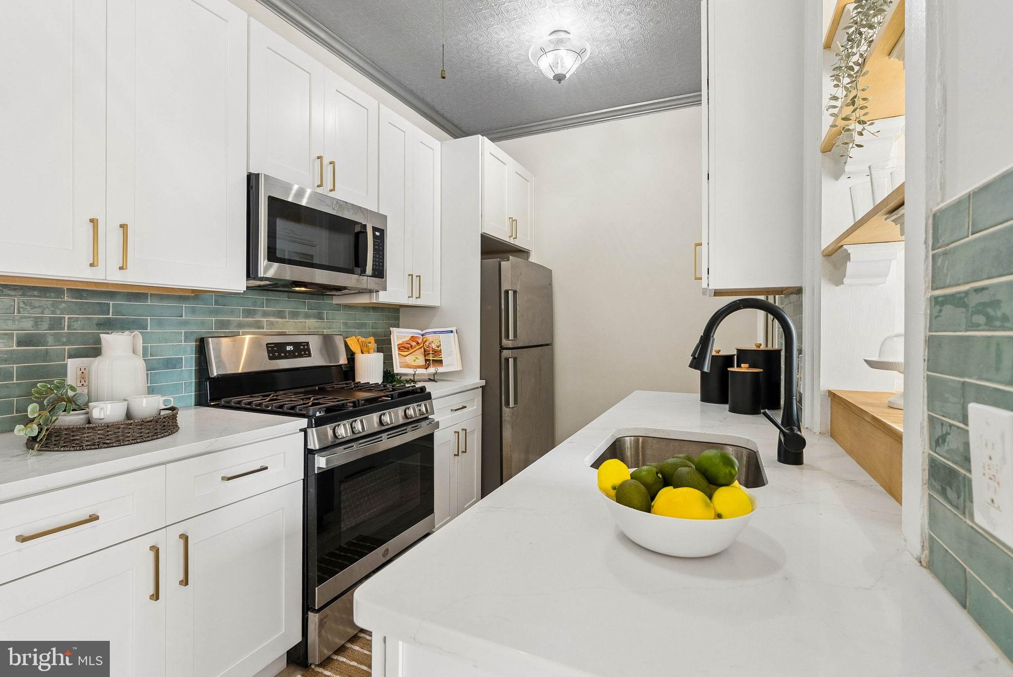 4018 Roland Avenue Baltimore, MD 21211 - Photo 14 of 42