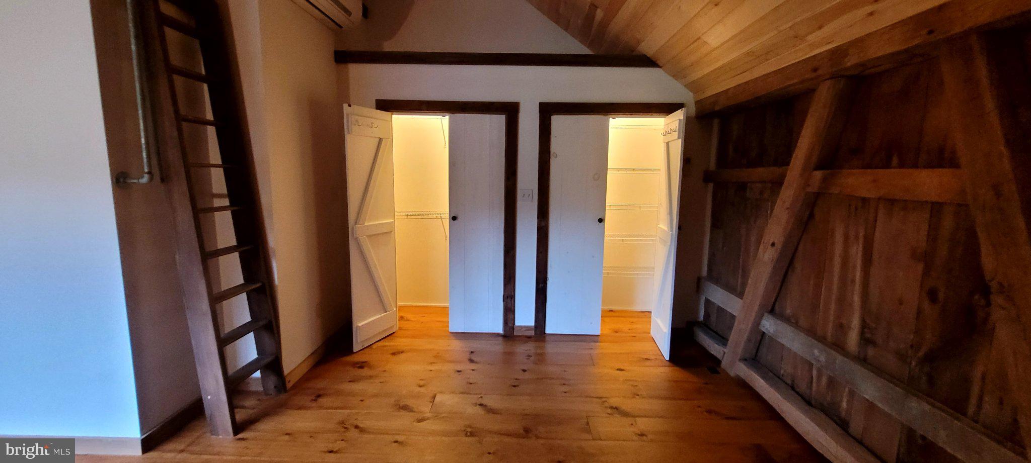 4989 Valley Park Road, Unit BARN Doylestown, PA 18902 - Photo 11 of 13 Gallery Image 11