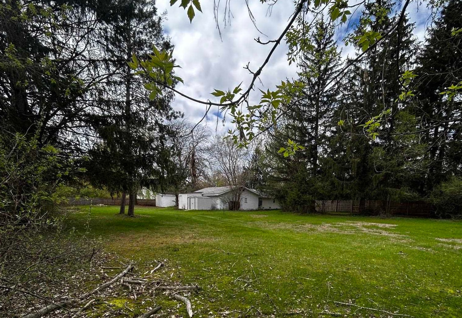 408 Glidden Road Beaverton, MI 48612 - Photo 25 of 29