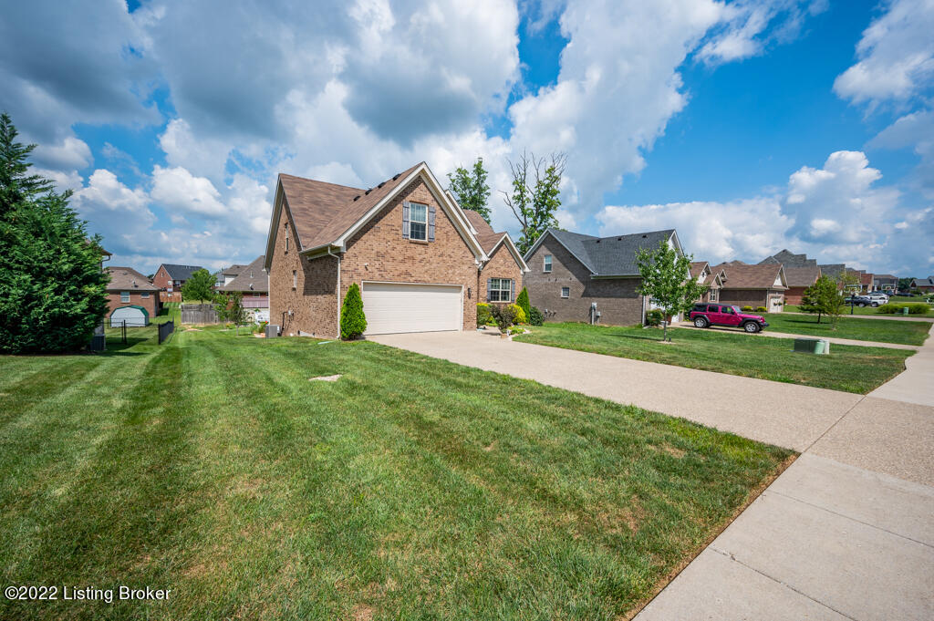 171 Autumn Ridge Drive Mount Washington, KY 40047 - Photo 2 of 79 DN2_8027