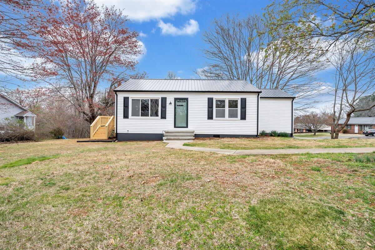 1506 Clearview Road Bedford, VA 24523 - Photo 31 of 42 31-MIB01939