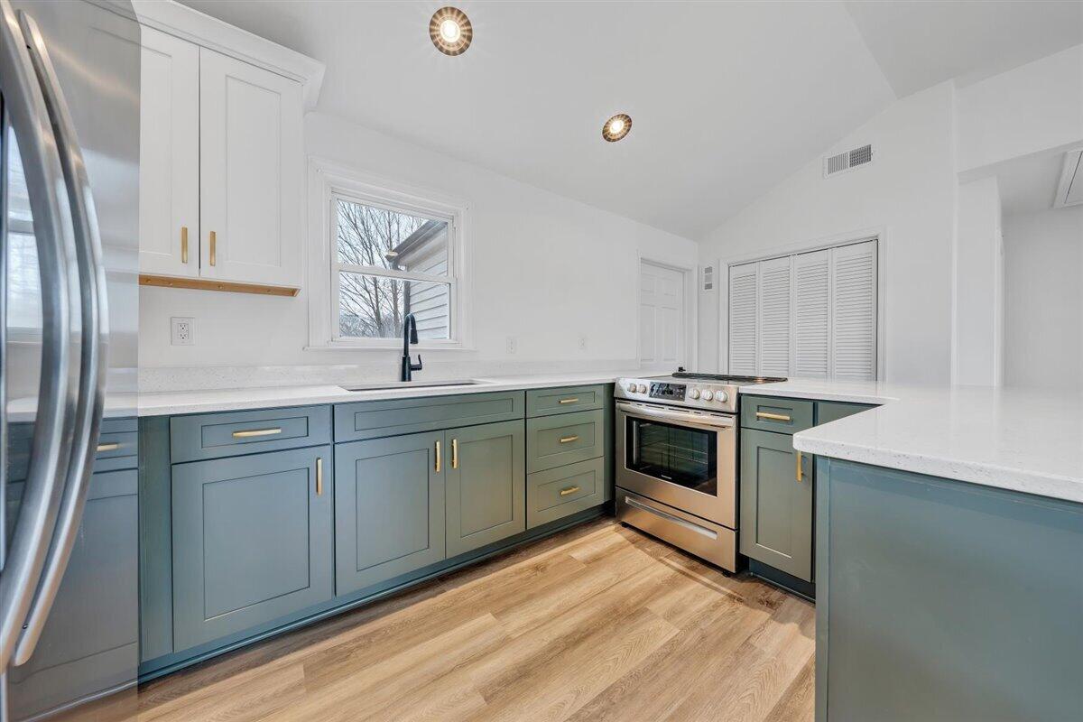 1506 Clearview Road Bedford, VA 24523 - Photo 7 of 42 07-MIB01864