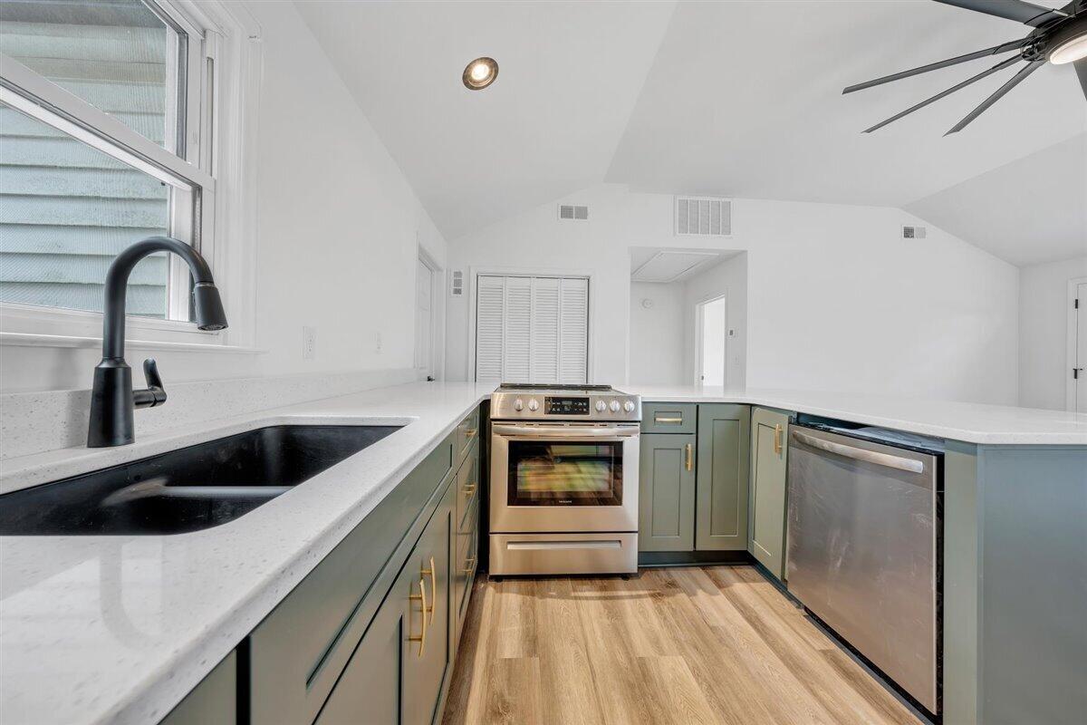1506 Clearview Road Bedford, VA 24523 - Photo 8 of 42 08-MIB01867